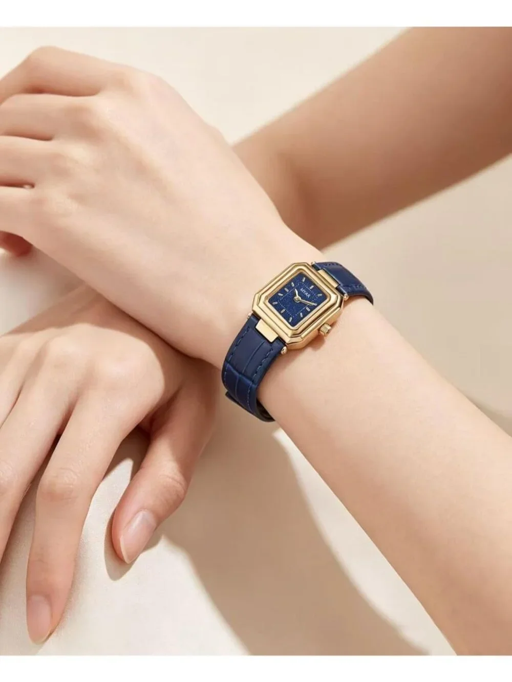 Women's Blue Square Vintage Leather Strap Dress Quartz Elegant Wrist Watches